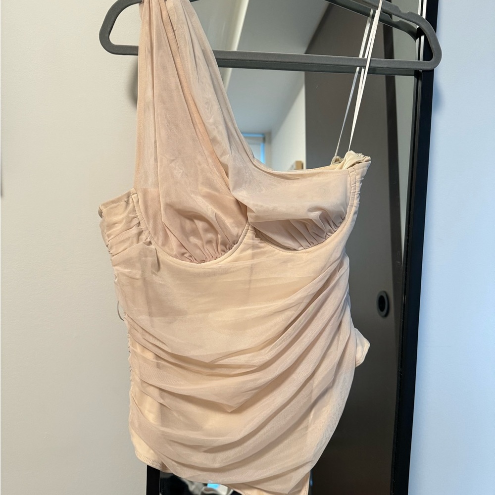 One shoulder bodysuit